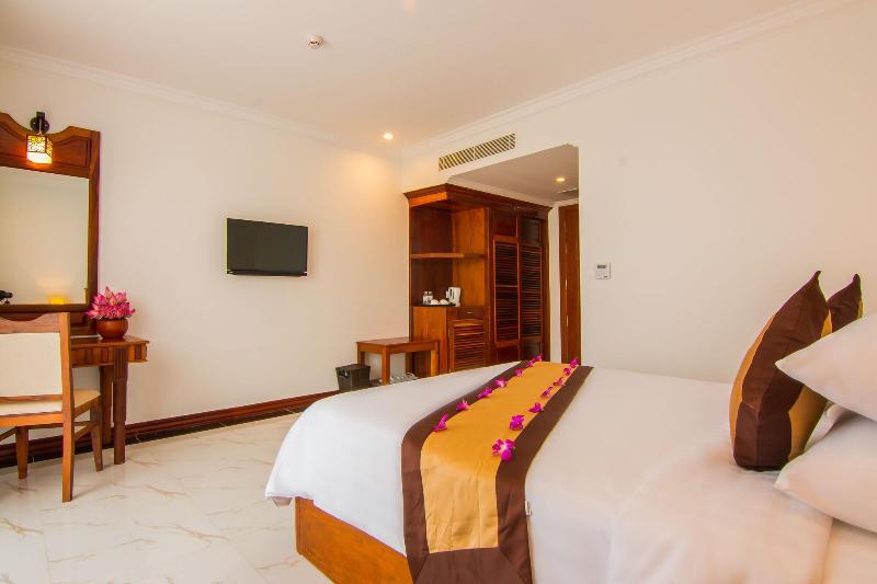 Glorious Hotel & Spa image