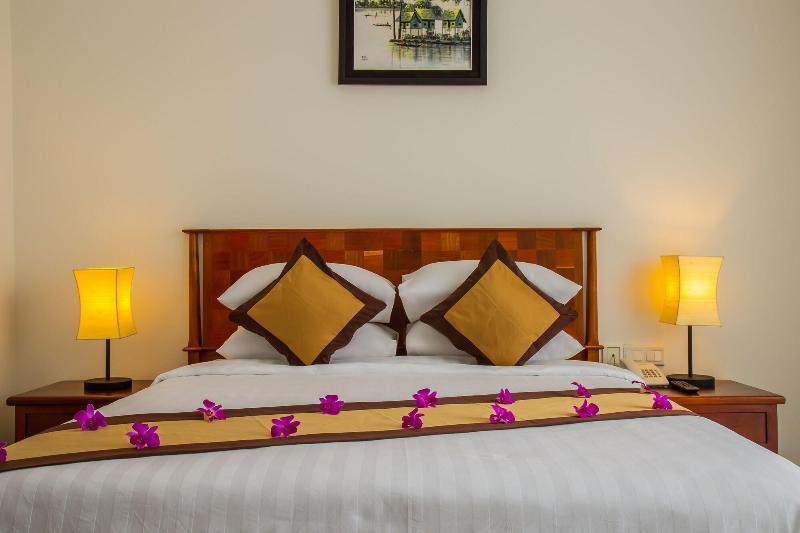 Glorious Hotel & Spa image