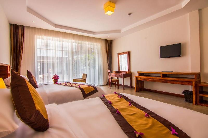 Glorious Hotel & Spa image