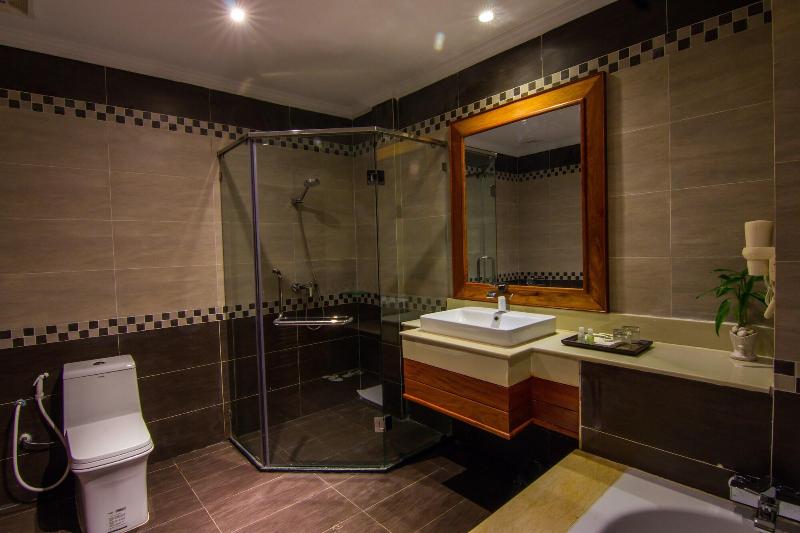 Glorious Hotel & Spa image