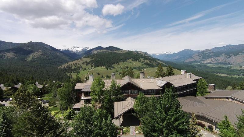 Sun Mountain Lodge image