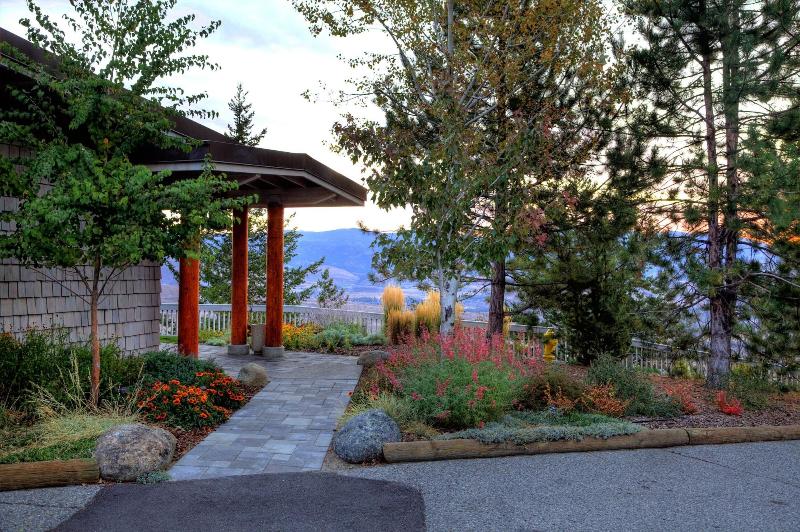 Sun Mountain Lodge image