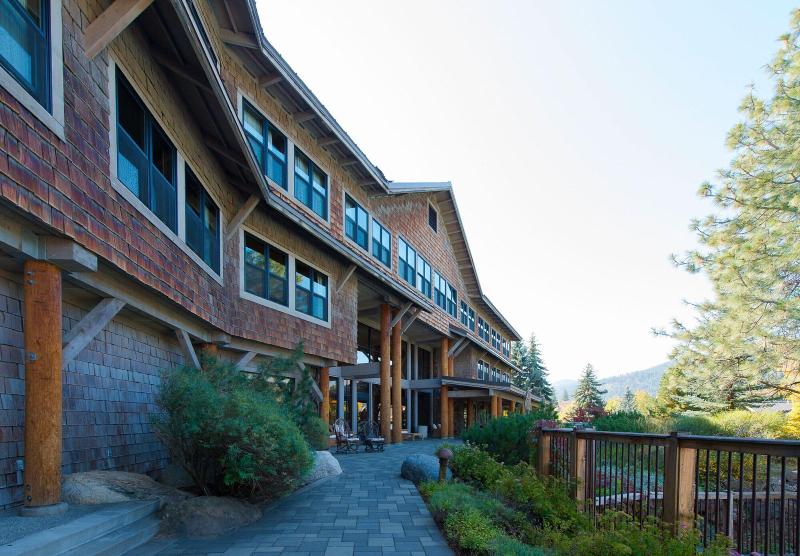 Sun Mountain Lodge image