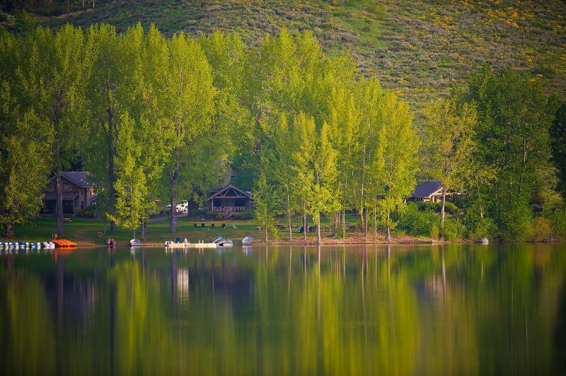 Sun Mountain Lodge image
