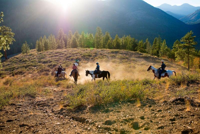 Sun Mountain Lodge image