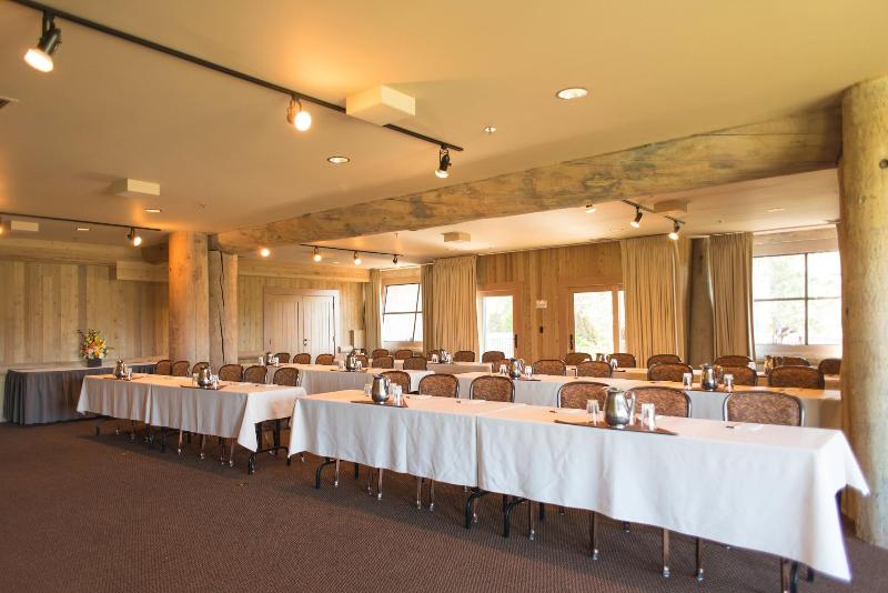 Sun Mountain Lodge image