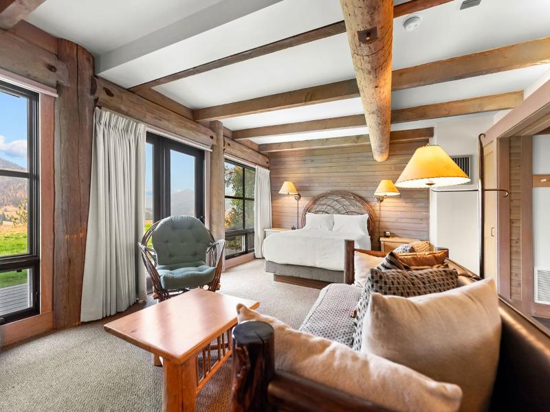 Sun Mountain Lodge 3