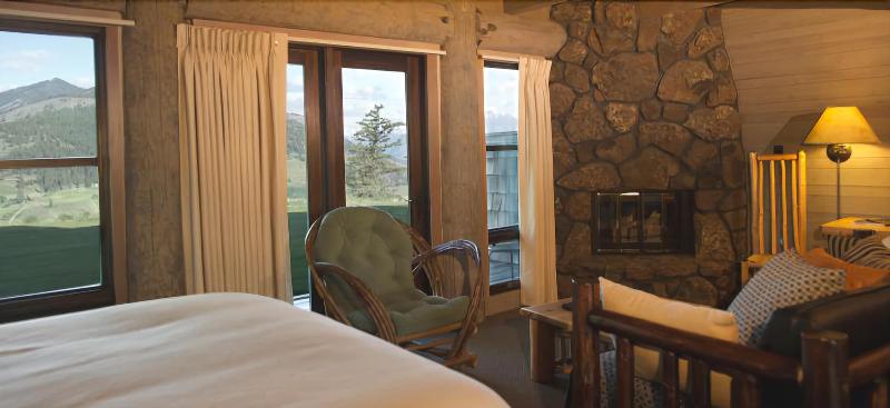 Sun Mountain Lodge image