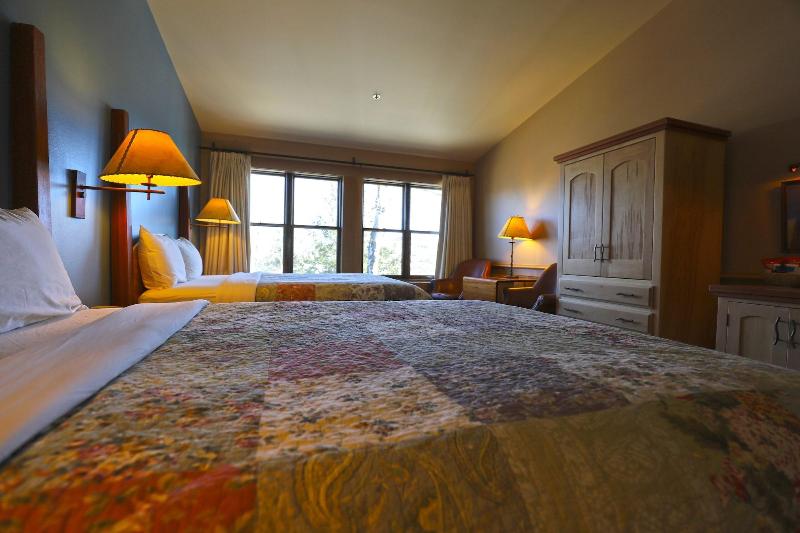 Sun Mountain Lodge image