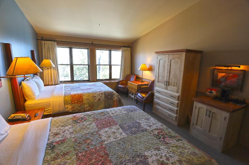 Sun Mountain Lodge image