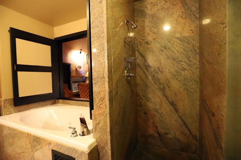 Sun Mountain Lodge image