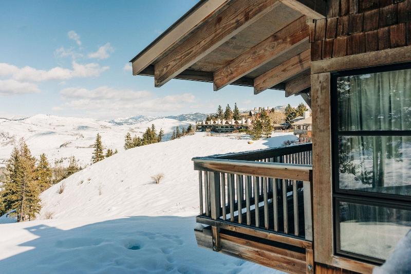 Sun Mountain Lodge image