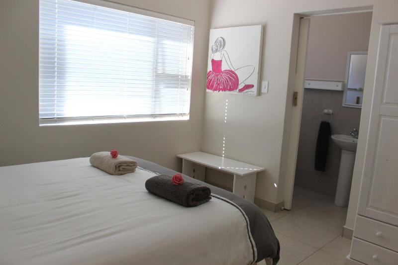 @ Rosies Hoste image