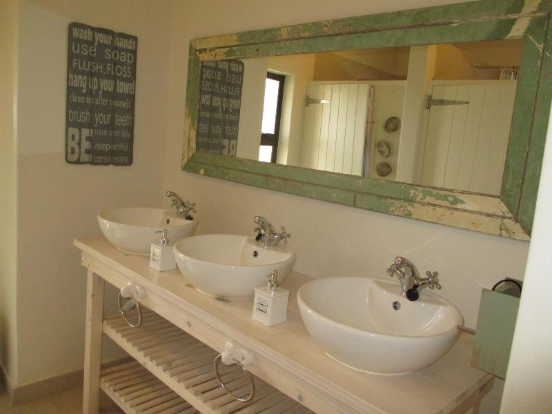 @ Rosies Hoste image
