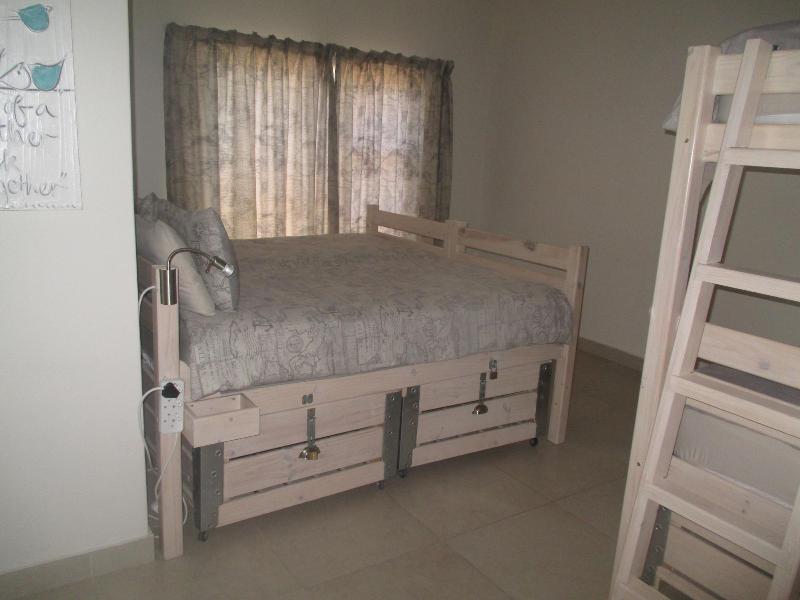 @ Rosies Hoste image