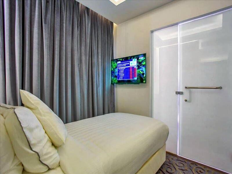 Bed room