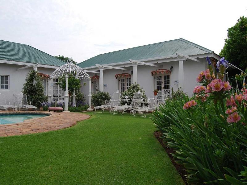A Tapestry Garden Guest House image