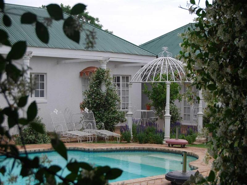 A Tapestry Garden Guest House image