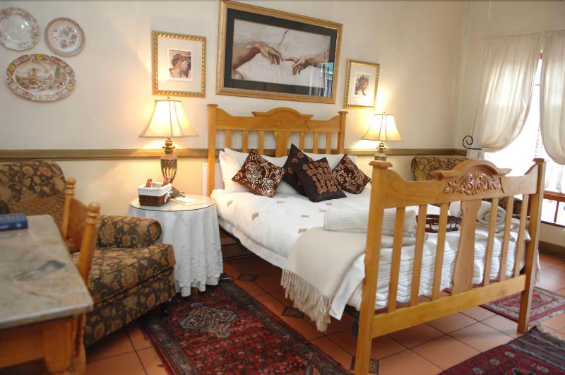 A Tapestry Garden Guest House image