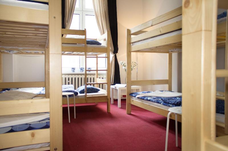 Absynt Hostel image