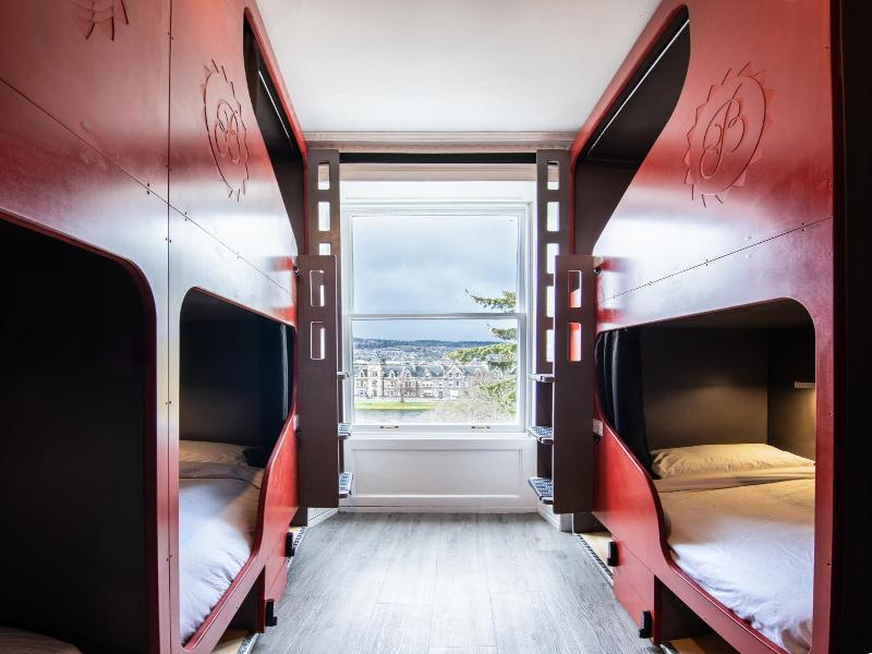 Bazpackers Hostel image