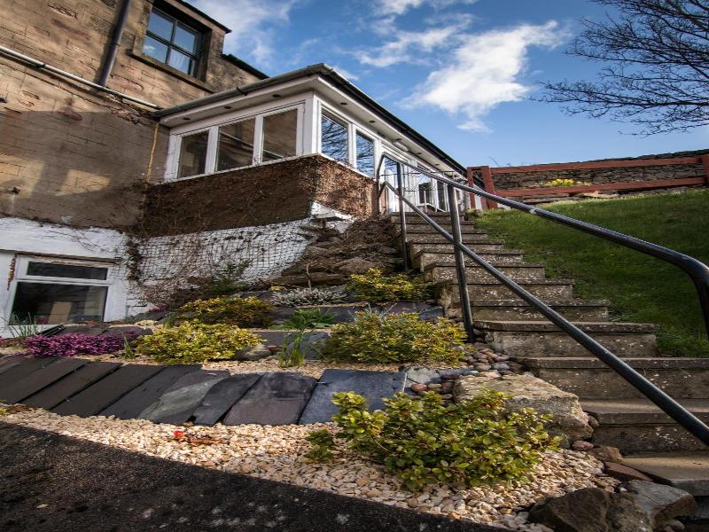 Bazpackers Hostel image