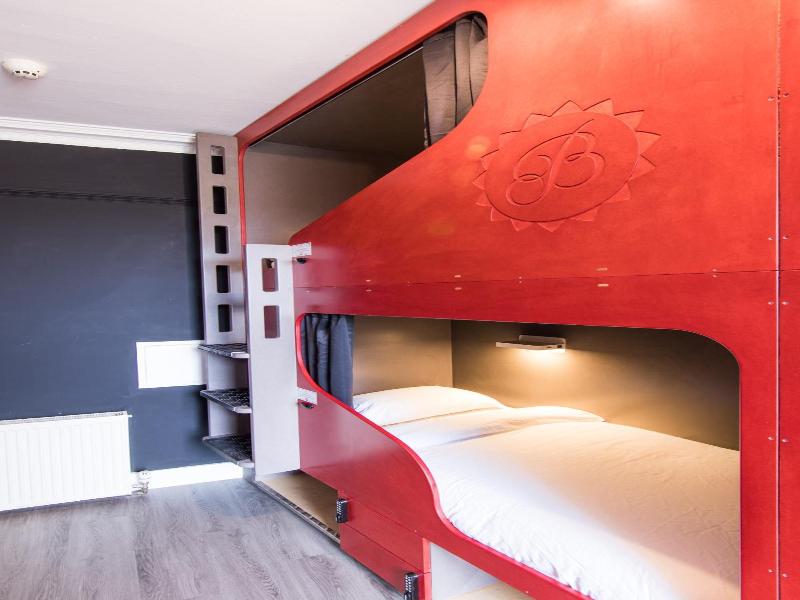Bazpackers Hostel image