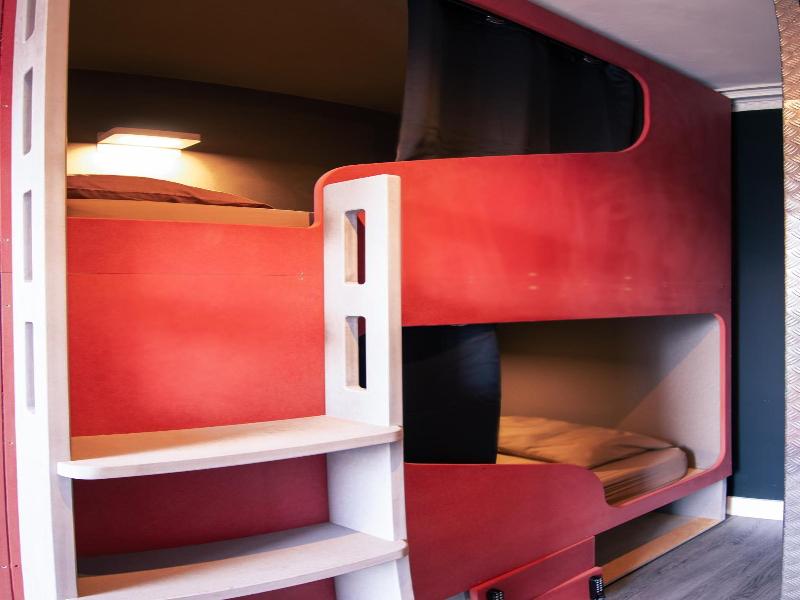 Bazpackers Hostel image