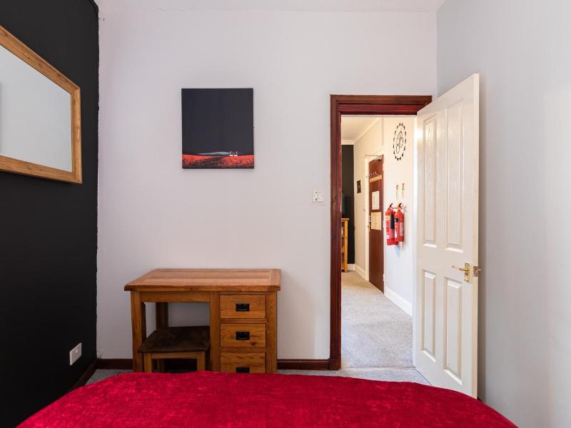 Bazpackers Hostel image