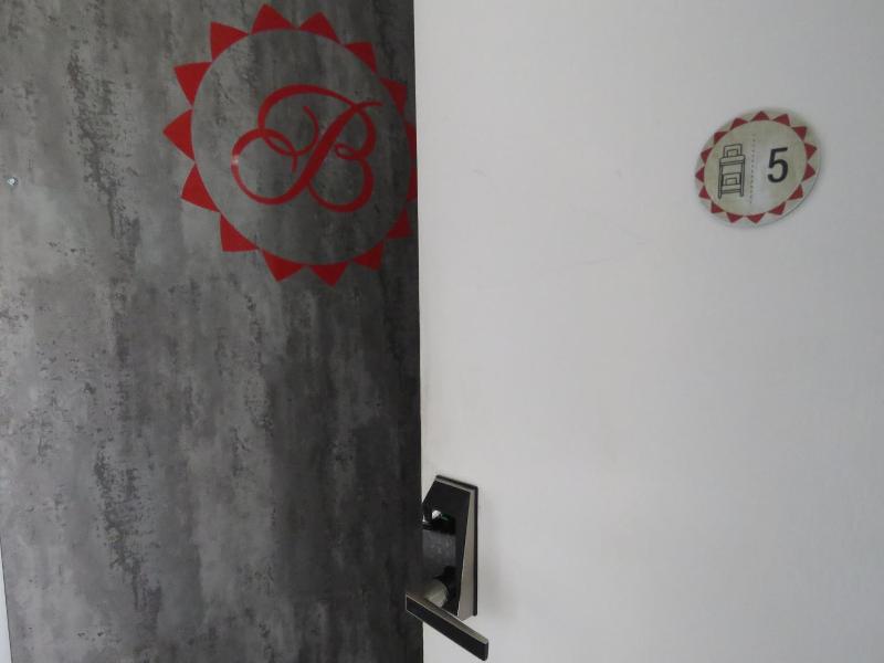 Bazpackers Hostel image