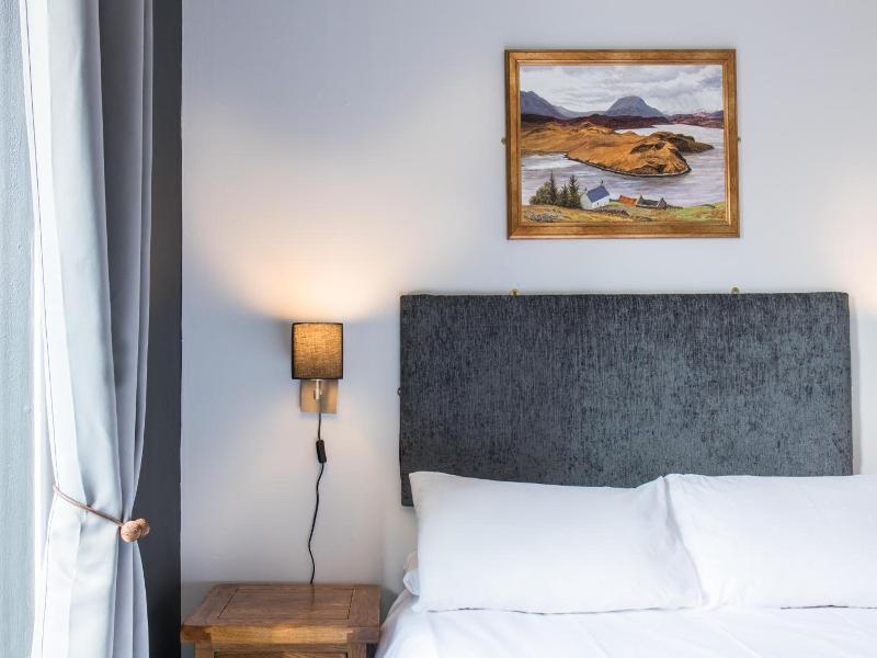 Bazpackers Hostel image