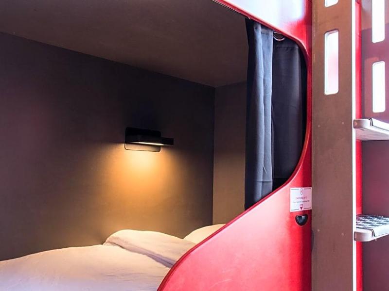Bazpackers Hostel image