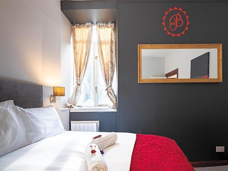 Bazpackers Hostel image