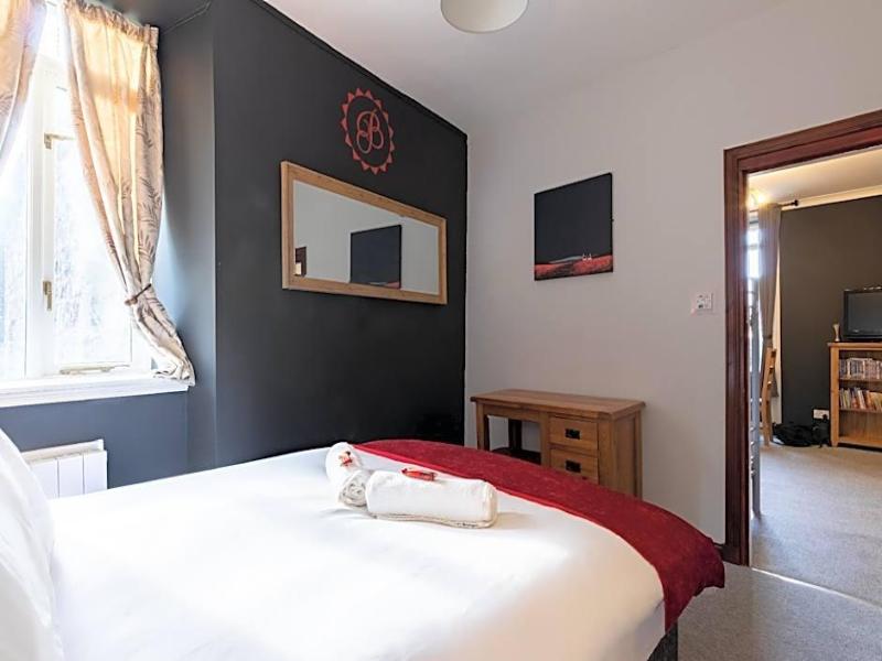 Bazpackers Hostel image