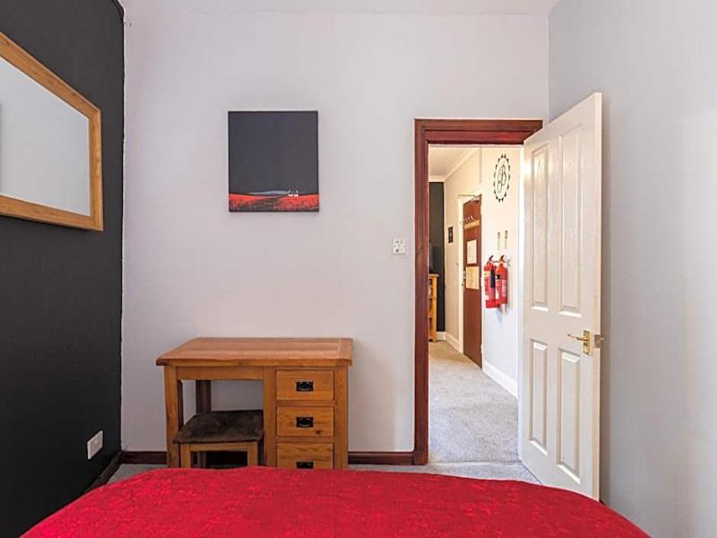Bazpackers Hostel image