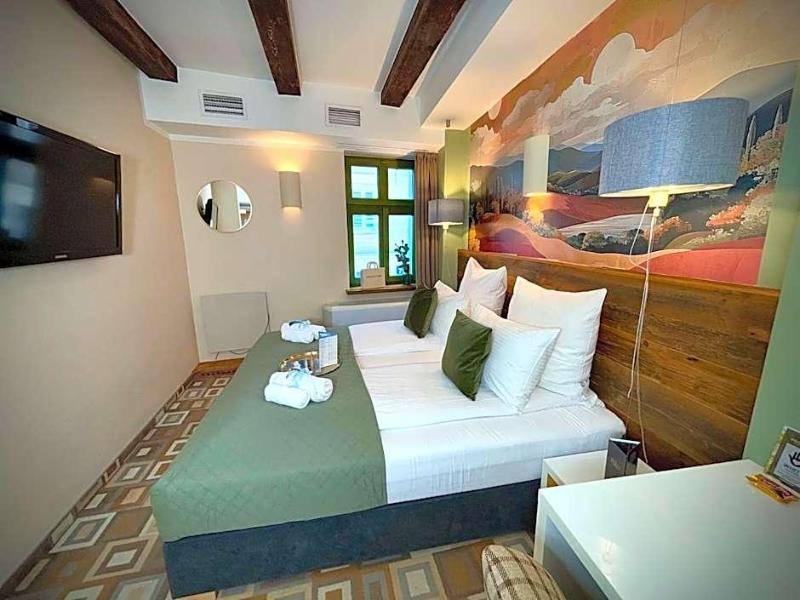Provincja Wine Bar & Rooms image