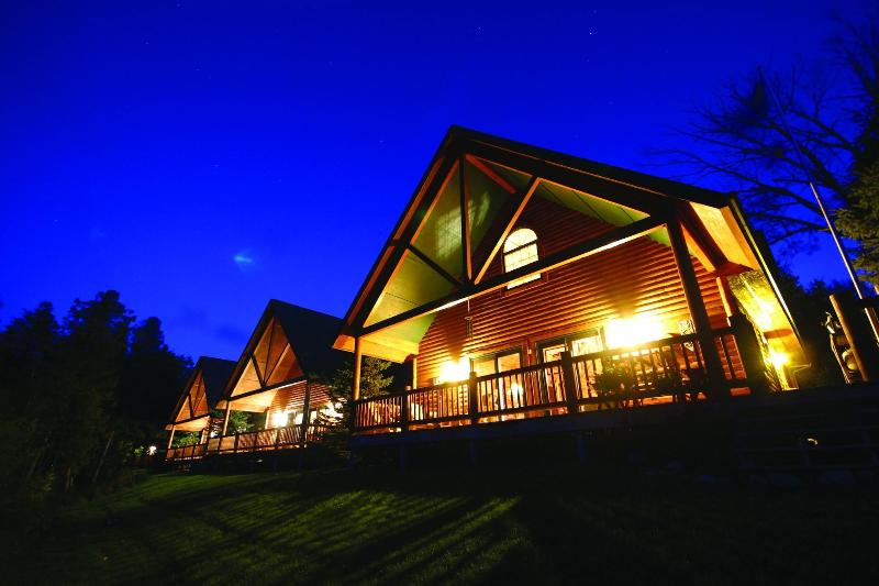 Drummond Island Resort image