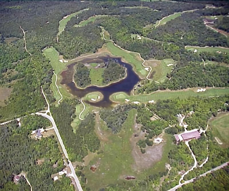 Drummond Island Resort image