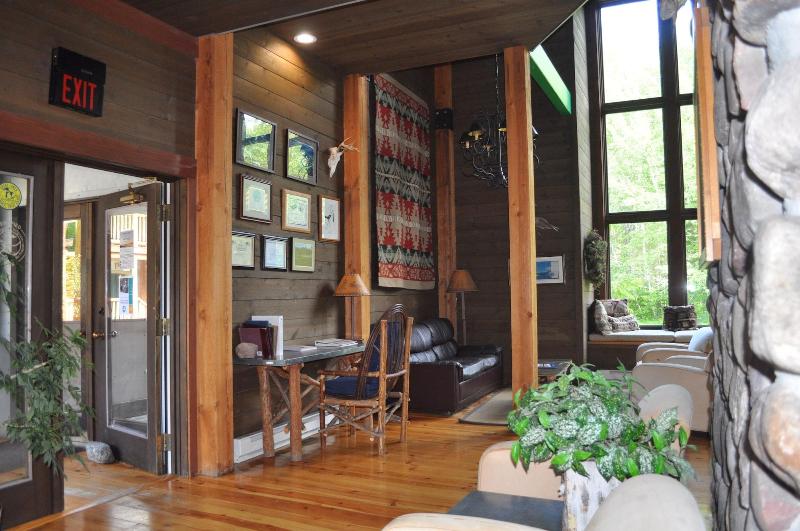 Drummond Island Resort image