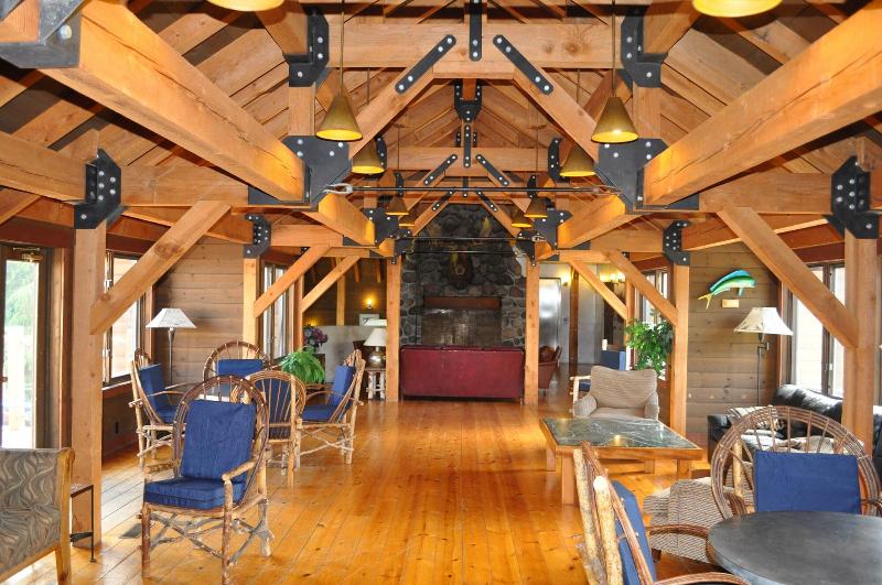 Drummond Island Resort image