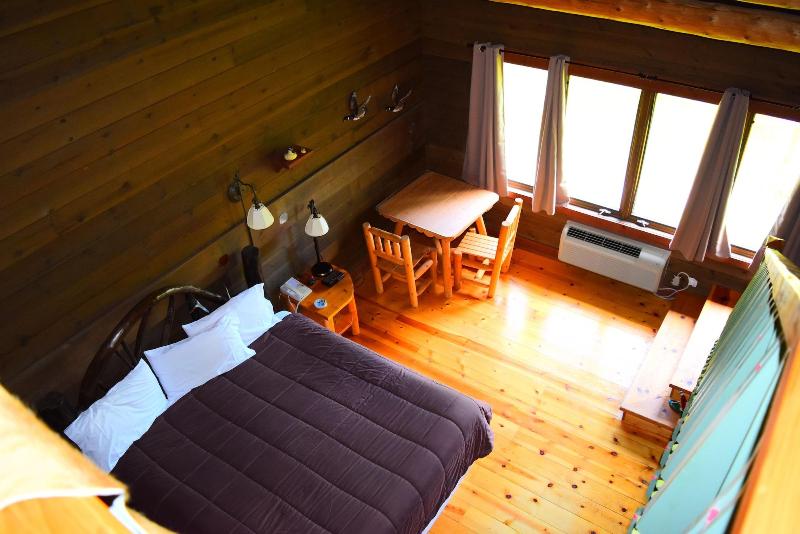 Drummond Island Resort image