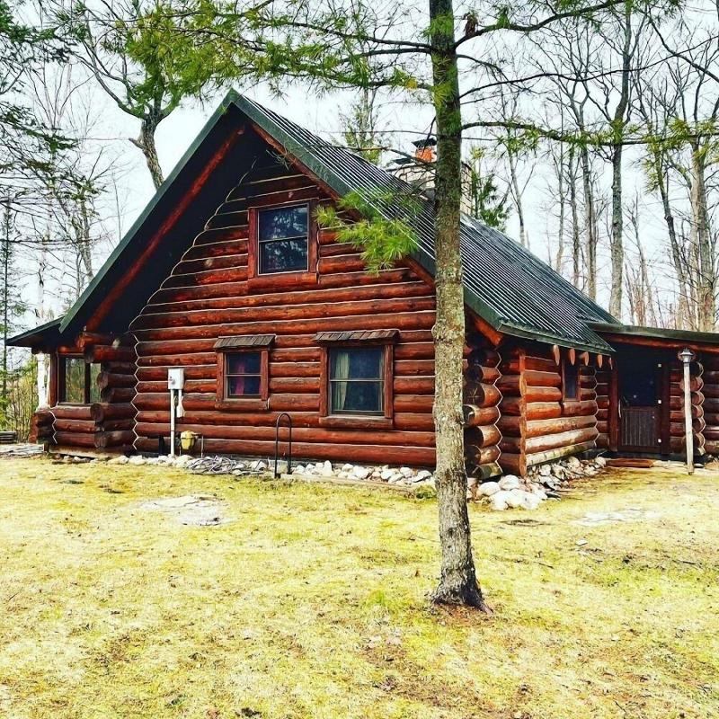 Drummond Island Resort image
