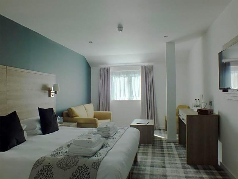 The Piebald Inn image