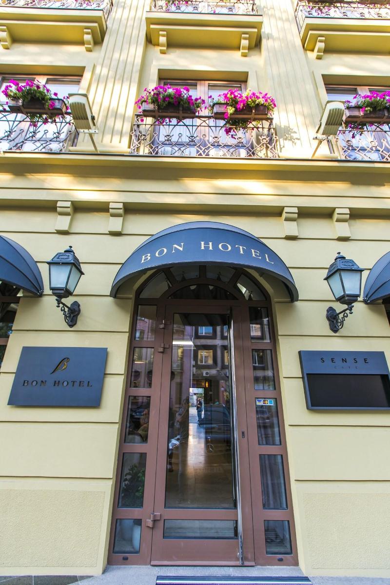 Bon Hotel — photo 3