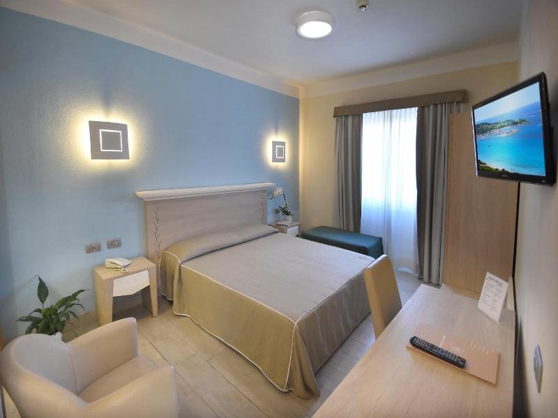 B&B Melanella image