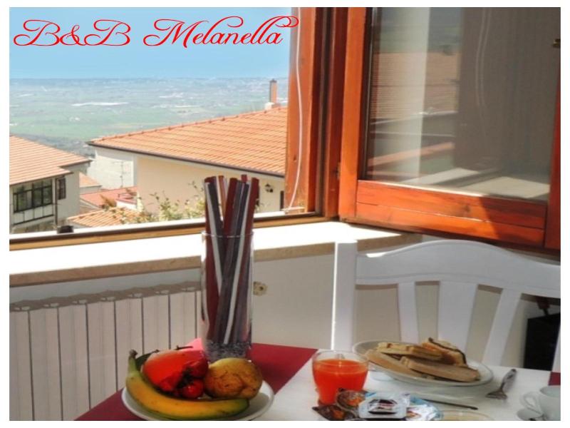 B&B Melanella image