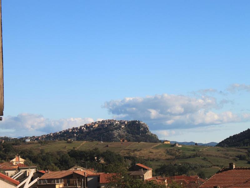 B&B Melanella image