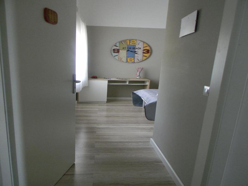 B&B Melanella image