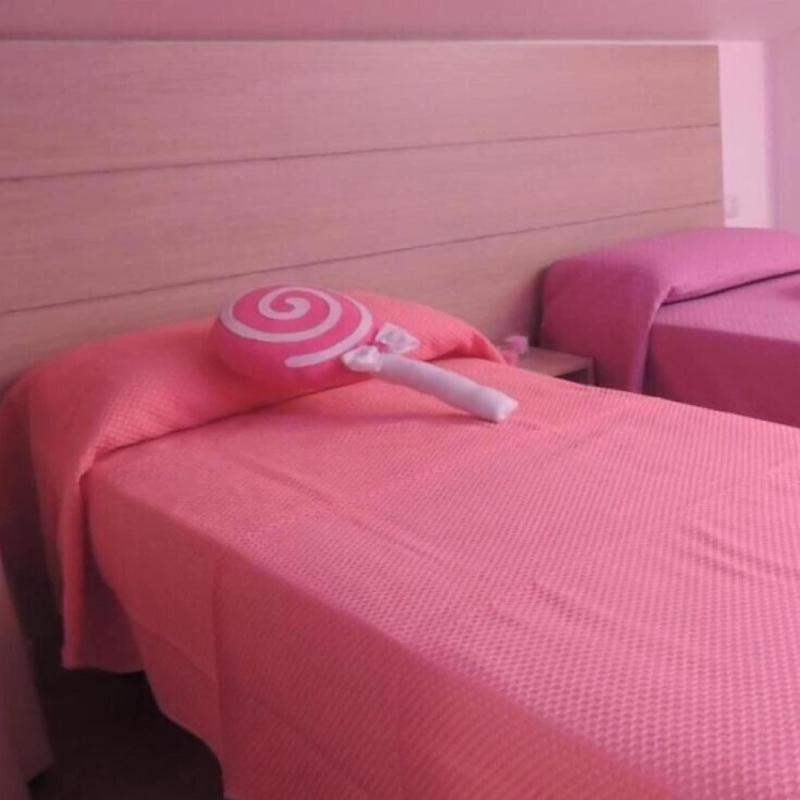B&B Melanella image