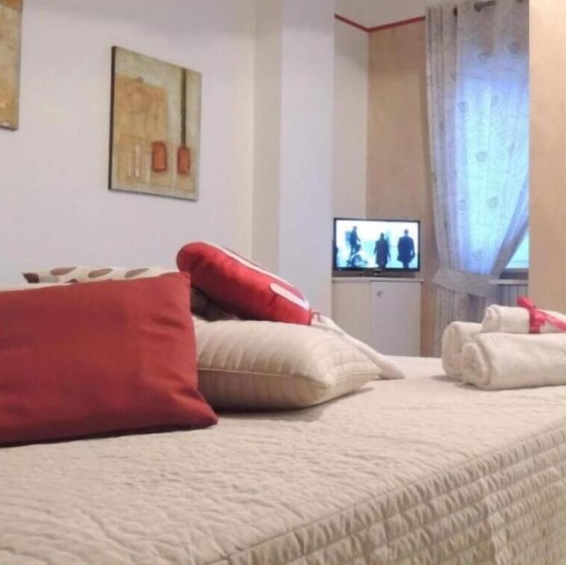 B&B Melanella image
